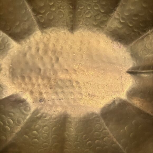 VTG Brass Large 17" Bowl Patina Scalloped Footed Centerpiece Hand Crafted India - Picture 15 of 16